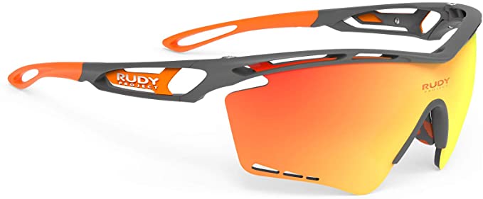 スポーツどきにサングラスを掛ける主な理由に強烈な陽射しの中、クリアな視界を確保することはもちろん集中力を高めることができます。ご紹介のサングラスルディTRALYX XL　トラリクスXLは子の条件を満たしています。