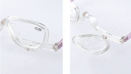メイクアップグラスは化粧どきだけではなく、普段の老眼鏡としても装用可能