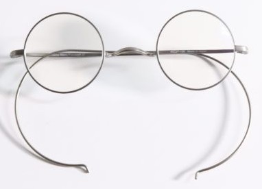 一山ナワ手丸メガネ