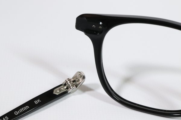 オリバーピープルセルフレームの眼鏡修理