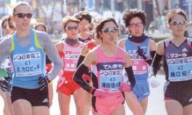 マラソンどきの女性用スポーツサングラス