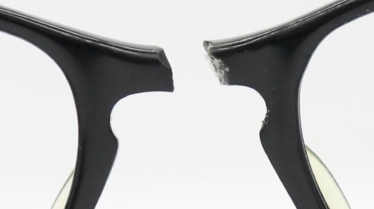 セルメガネ修理