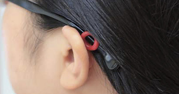 金谷眼鏡ピタリング装着