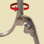 メガネネジリム