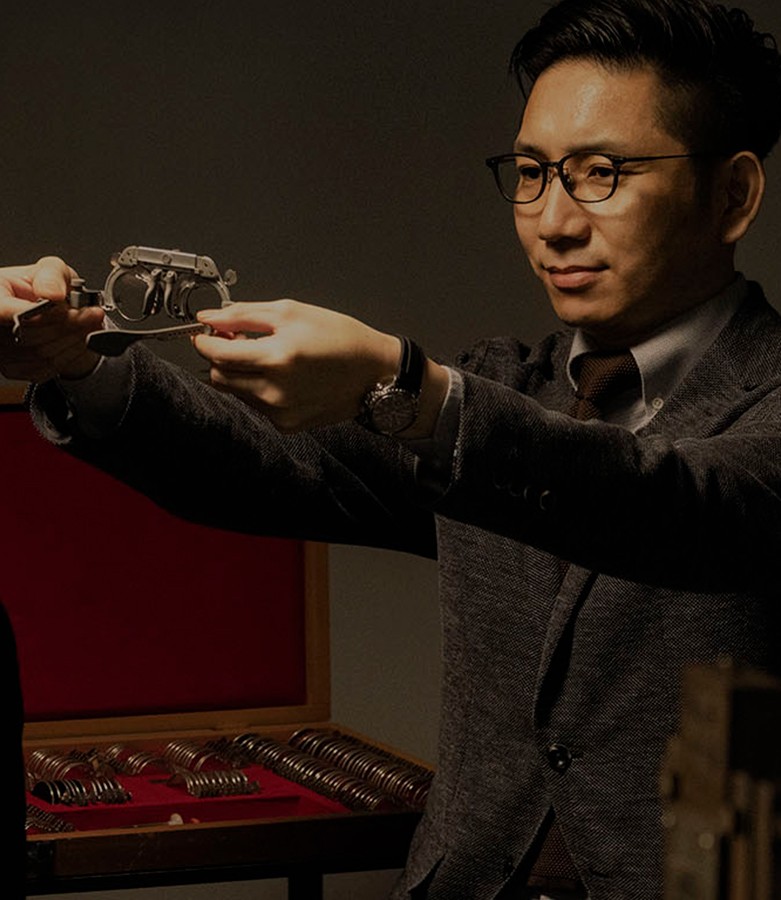 メガネのお渡し